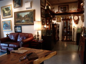 antiques-kelowna-store-art-gallery-used-furniture-dinnerware-lamps-moorcroft-crystals-glasses-paintings-instruments-silverware